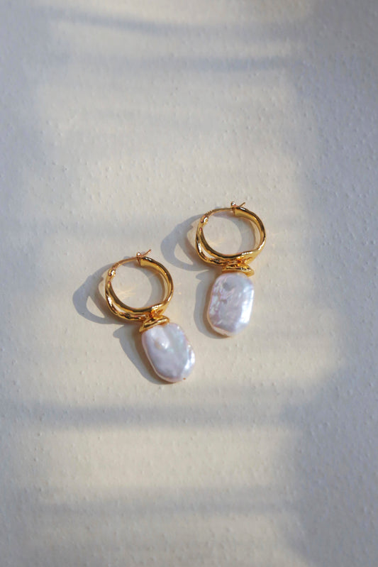 Giada Baroque Pearl Drop Earrings