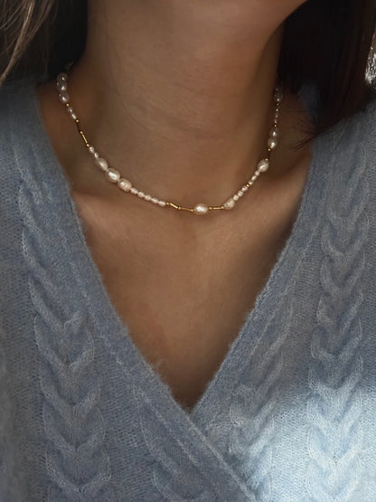 Helmi Natural Pearl Necklace