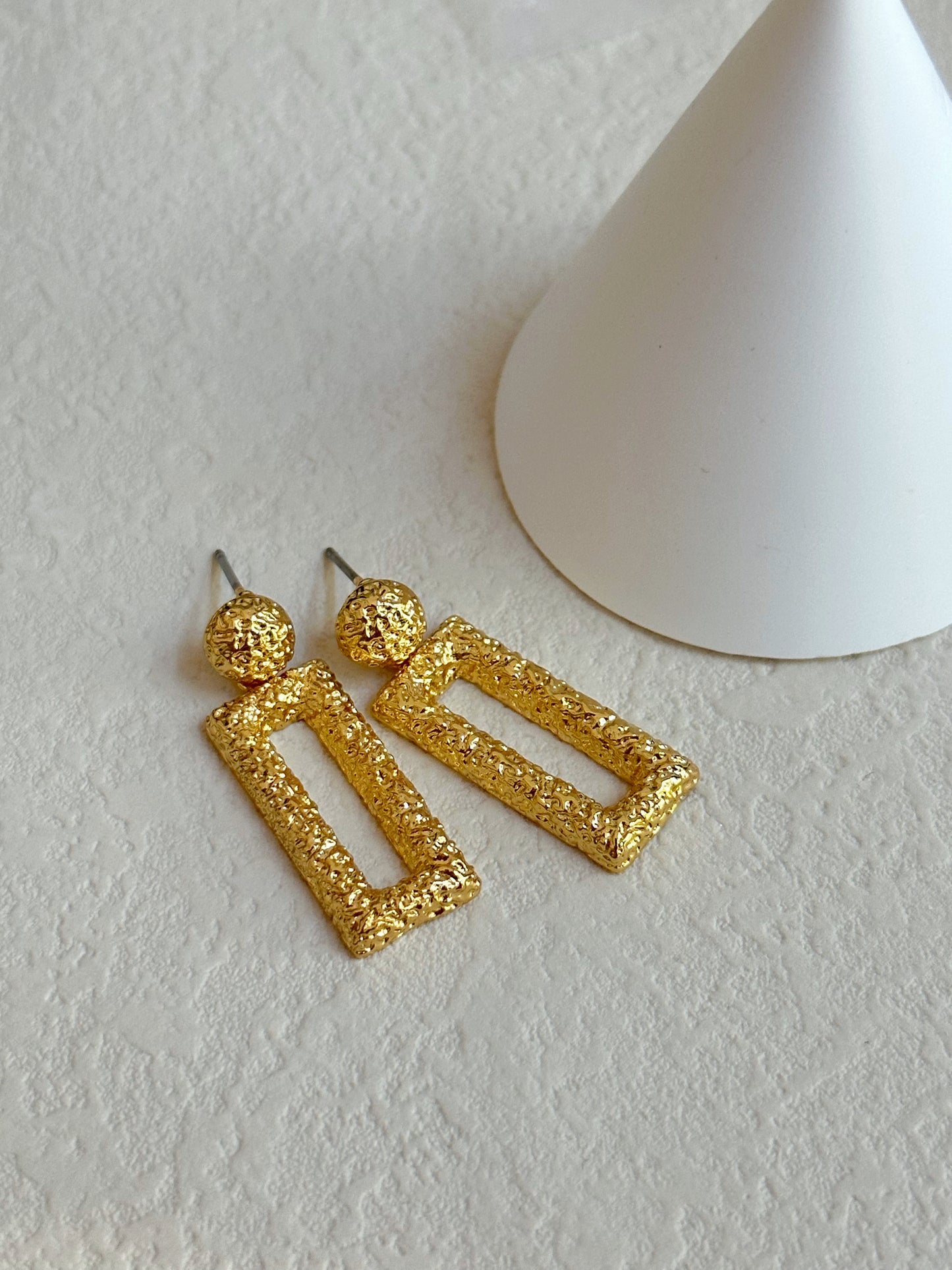 Cécile Drop Earrings