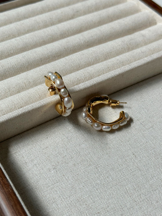 Omira Natural Pearl Hoop Earrings