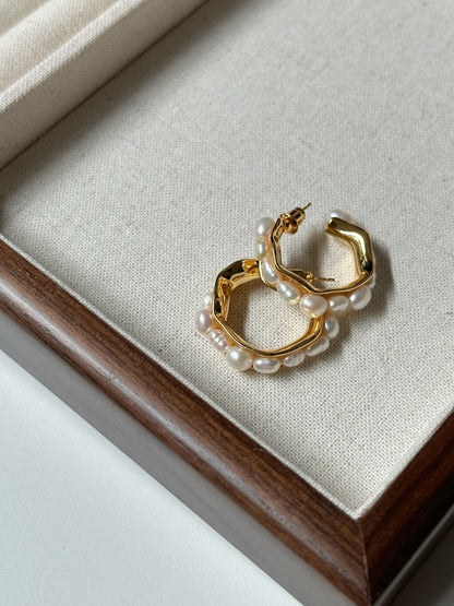 Omira Natural Pearl Hoop Earrings