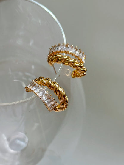 Hira Hoop Earrings